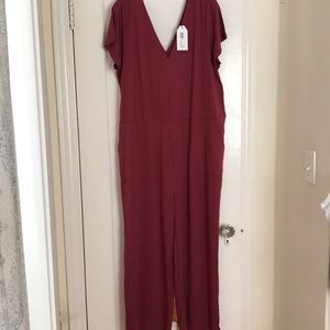 NWT Universal Standard Jemma V Neck Jumpsuit size 14-16